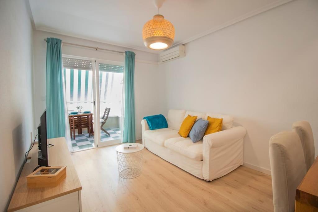 Feines Appartement Mit Hafenblick 산타 폴라 외부 사진